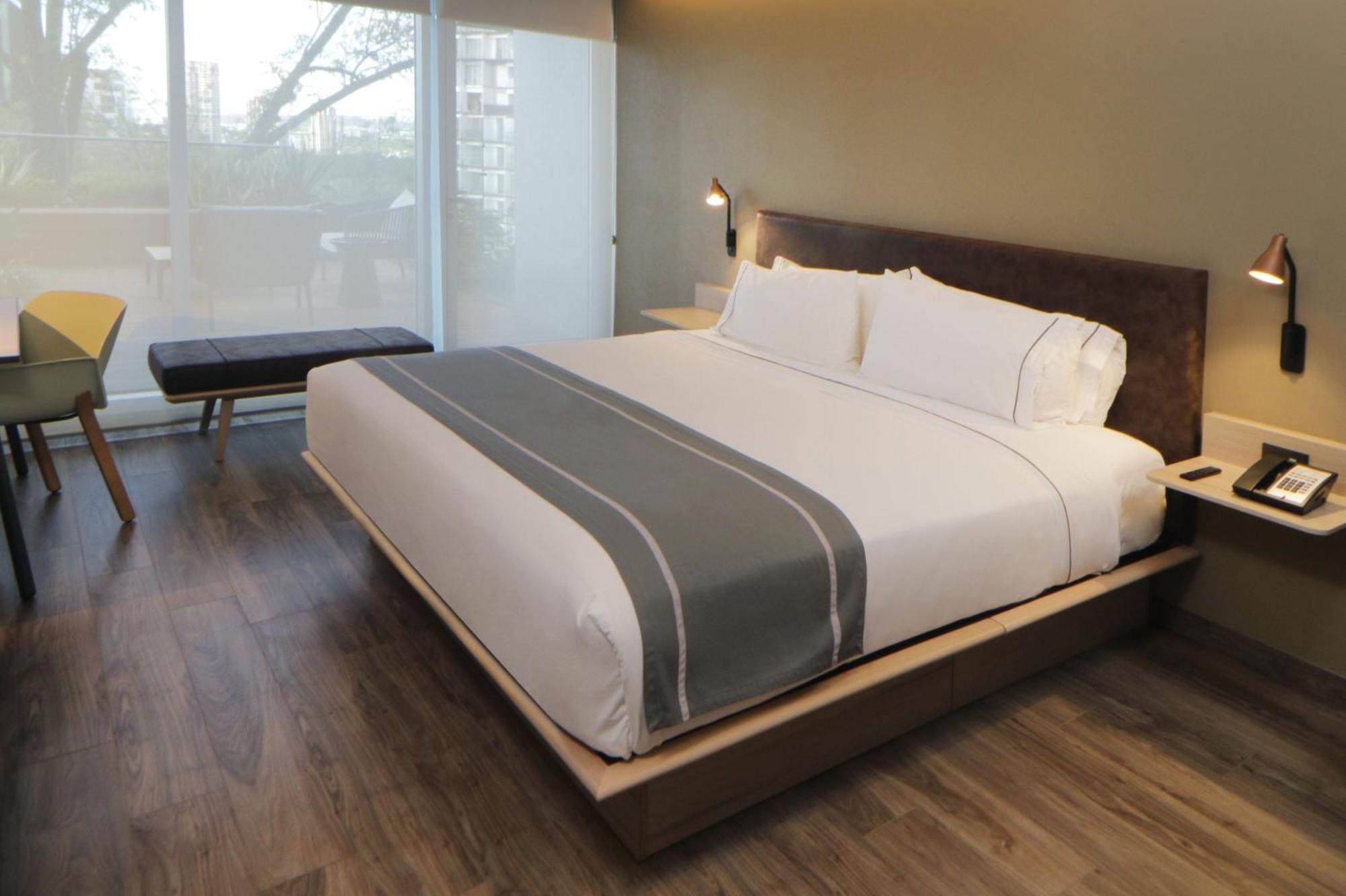 City Express Plus By Marriott Guadalajara Providencia المظهر الخارجي الصورة